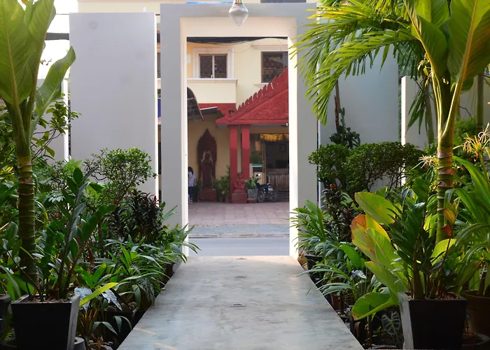Mom'S Guesthouse